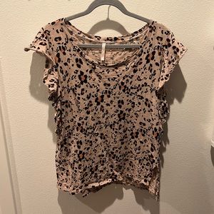Cheetah/Leopard Pink shirt